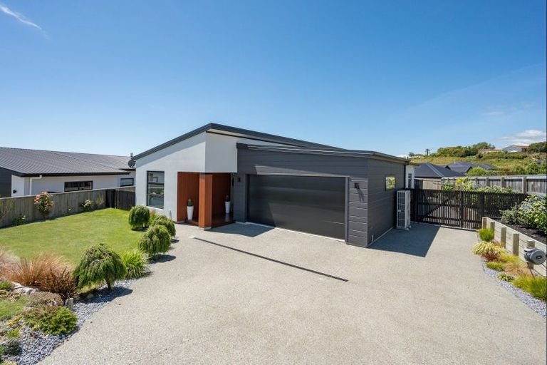 Photo of property in 68 Katania Heights, Brightwater, 7022