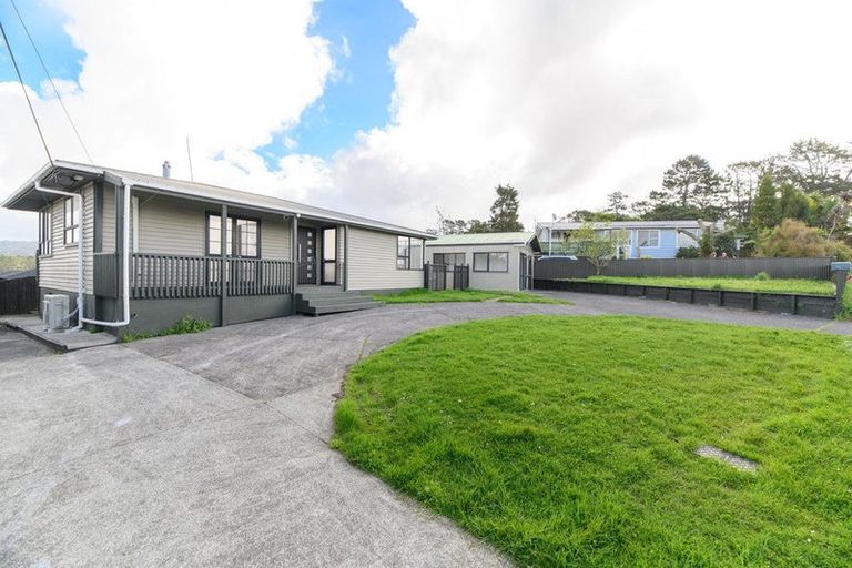 Photo of property in 276 Sturges Road, Henderson, Auckland, 0612