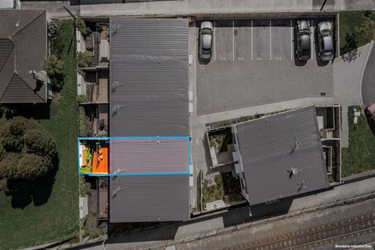 Photo of property in 4/2 Brandon Road, Glen Eden, Auckland, 0602