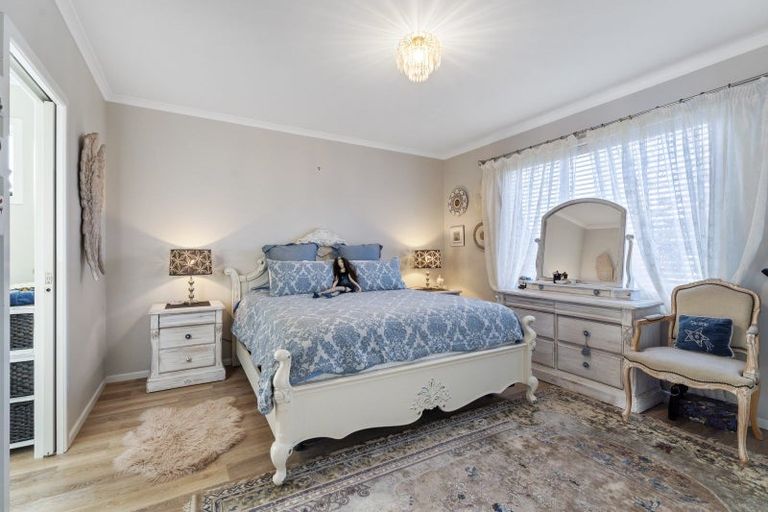 Photo of property in 39 Seagrass Place, Otaki Beach, Otaki, 5512