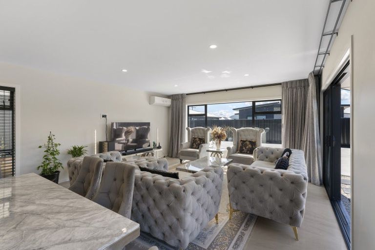 Photo of property in 32 Tawhai Crescent, Wharewaka, Taupo, 3330