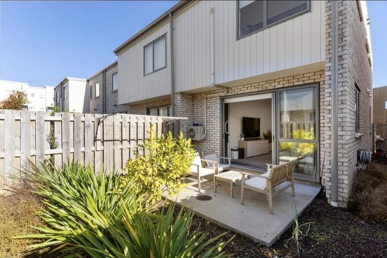 Photo of property in 105 Mangahoe Road, Mount Wellington, Auckland, 1062