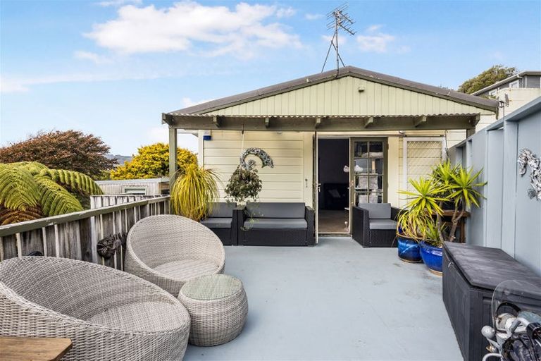 Photo of property in 47a Chester Road, Tawa, Wellington, 5028