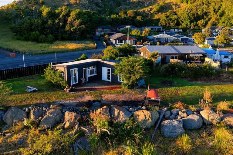 Photo of property in 53 Avoca Street, Kaikoura, 7300
