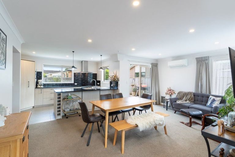 Photo of property in 1 Stephen Street, Trentham, Upper Hutt, 5018
