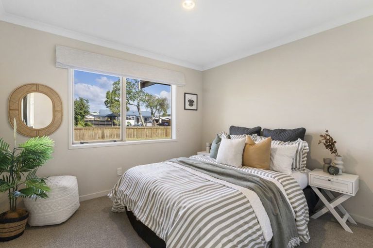 Photo of property in 15 Emery Place, Papamoa Beach, Papamoa, 3118