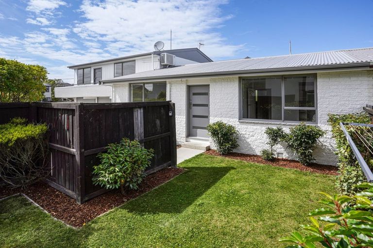 Photo of property in 2/541 Barbadoes Street, Edgeware, Christchurch, 8013