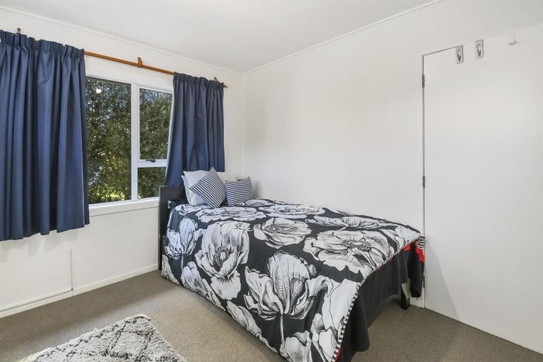Photo of property in 102 Lawrence Crescent, Hillpark, Auckland, 2102