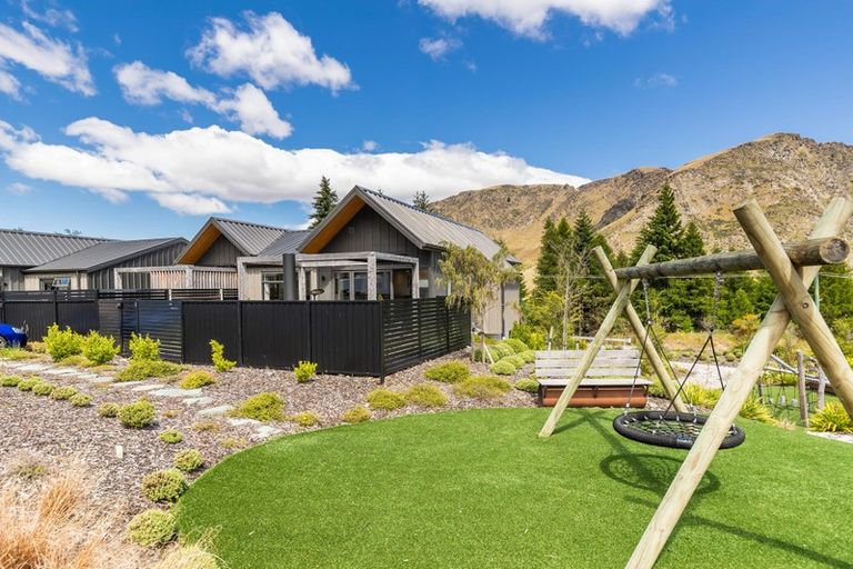 Photo of property in 6 Stamper Lane, Arthurs Point, Queenstown, 9371