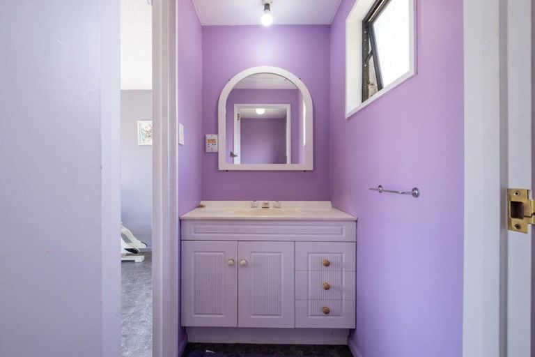 Photo of property in 25 Heaphy Place, Casebrook, Christchurch, 8051