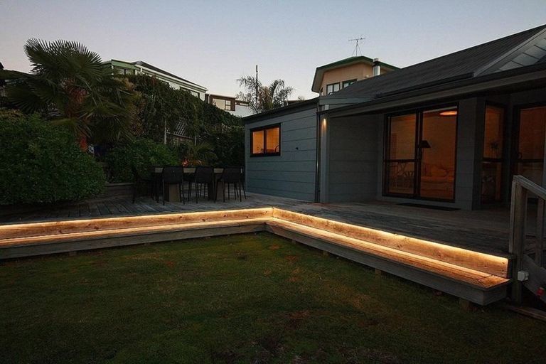 Photo of property in 130 Tirohanga Drive, Whangamata, 3620