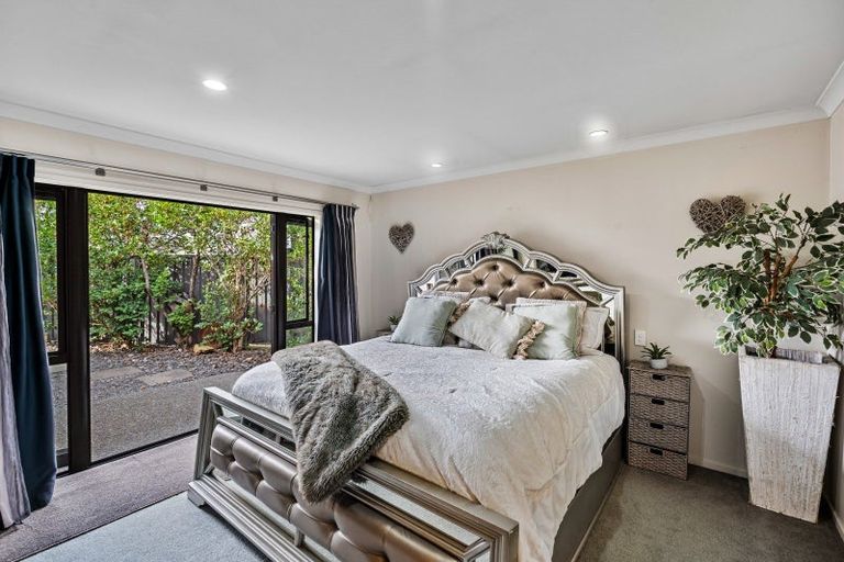 Photo of property in 6 Kirkpatrick Place, Havelock North, 4130