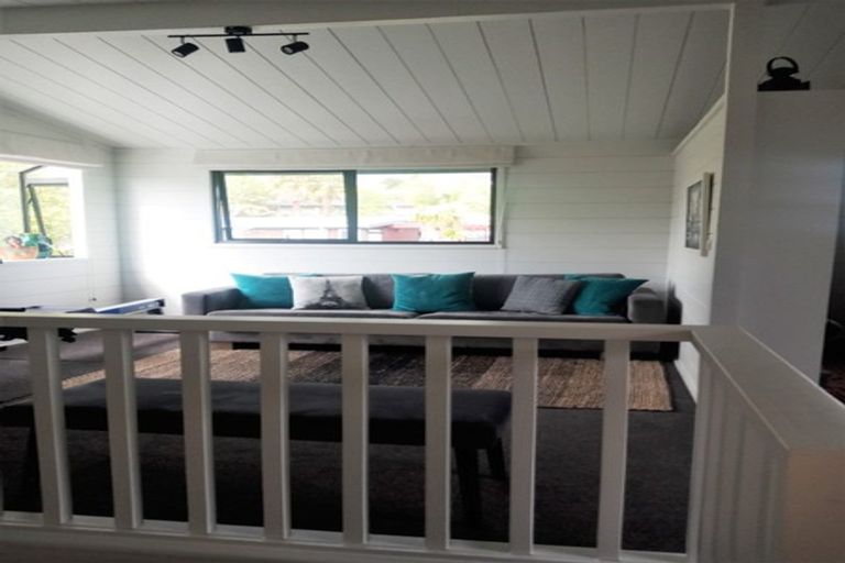 Photo of property in 17 Chablis Place, Henderson, Auckland, 0612