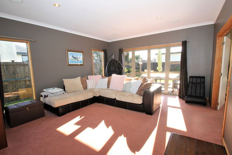 Photo of property in 2 Mallard Place, Mosgiel, 9024