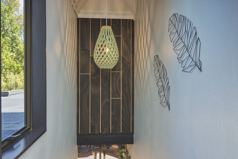 Photo of property in 56 Palmerston Road, Havelock North, 4130