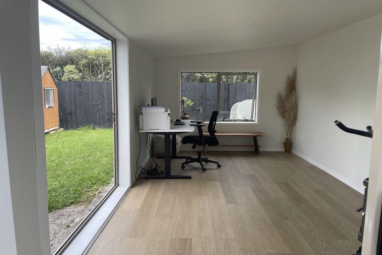 Photo of property in 11 Gerrand Place, Chedworth, Hamilton, 3210