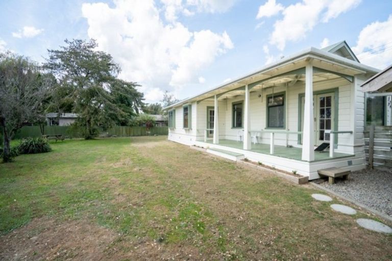 Photo of property in 2 Works Road, Longburn, Palmerston North, 4412