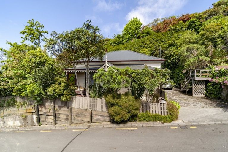 Photo of property in 8 Paradise Road, Napier South, Napier, 4110