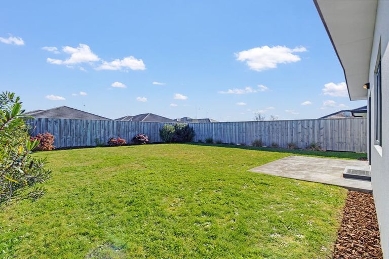 Photo of property in 35 Pakohe Street, Pegasus, 7612