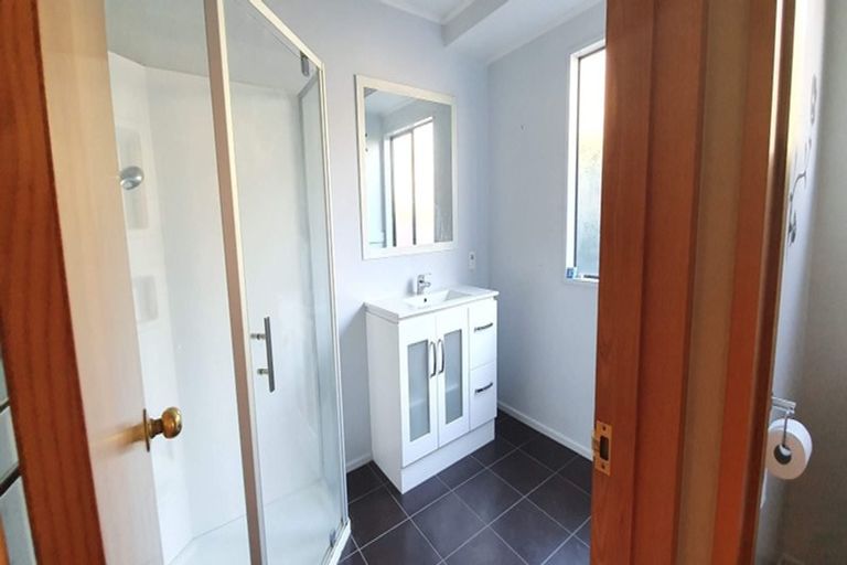 Photo of property in 105a Sullivan Avenue, Woolston, Christchurch, 8023