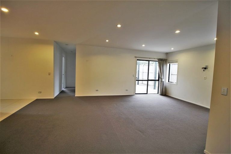 Photo of property in 21 Te Ironui Place, Huntington, Hamilton, 3210