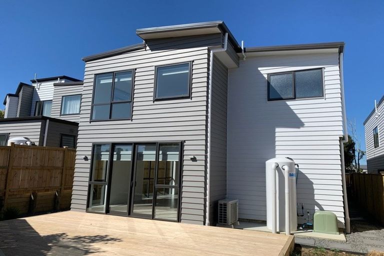 Photo of property in 56b Jandell Crescent, Bucklands Beach, Auckland, 2014