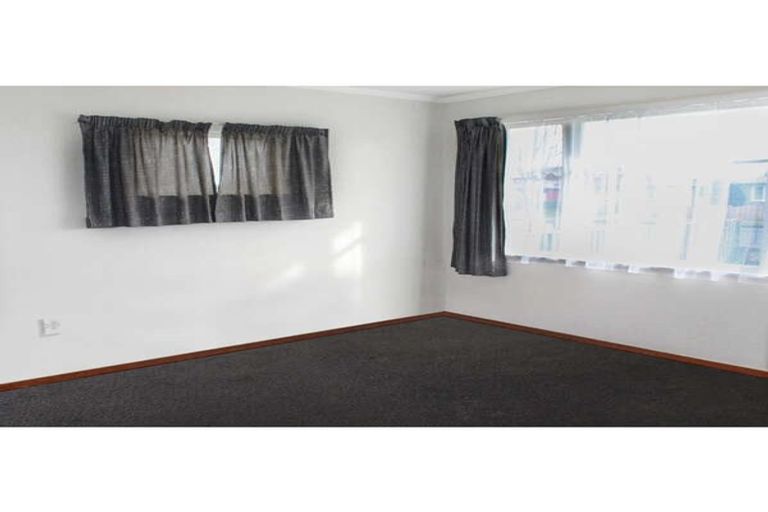 Photo of property in 186 Tremaine Avenue, Westbrook, Palmerston North, 4412
