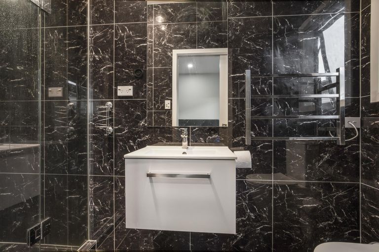 Photo of property in 16 Black Beech Crescent, Takanini, 2110