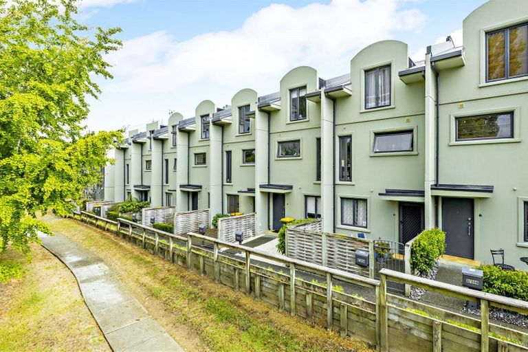 Photo of property in 4/266 Shirley Road, Papatoetoe, Auckland, 2025