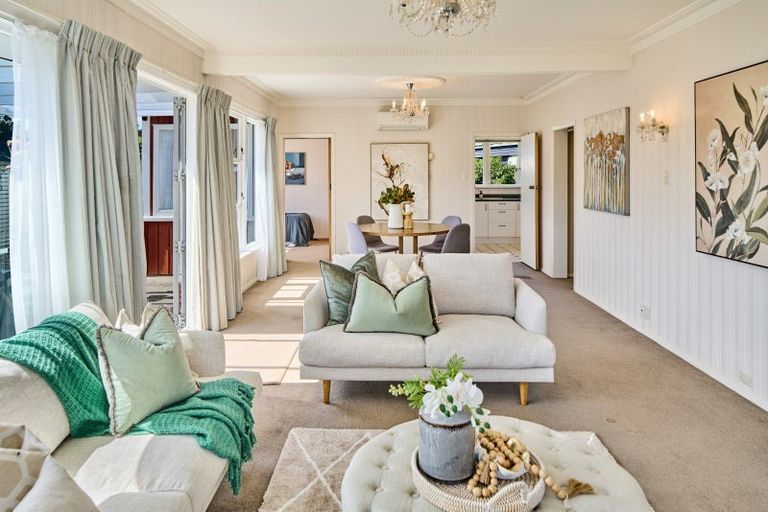 Photo of property in 66 Wai-iti Crescent, Woburn, Lower Hutt, 5010