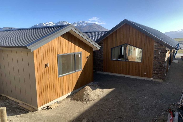 Photo of property in 70 Spur Ridge Rise, Jacks Point, 9371