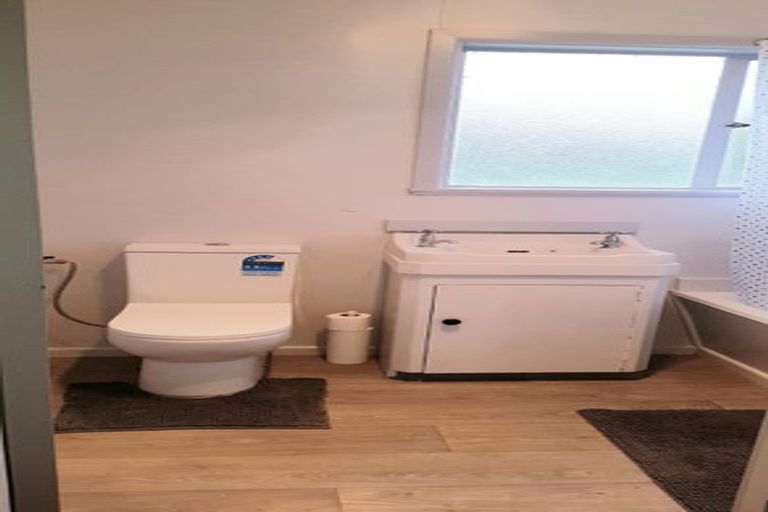 Photo of property in 4 Card Crescent, Featherston, 5710