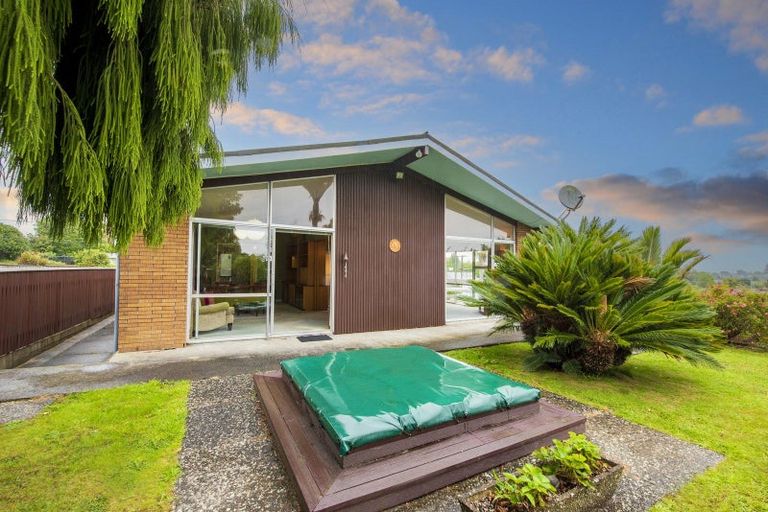 Photo of property in 239 Cambridge Street, Levin, 5510