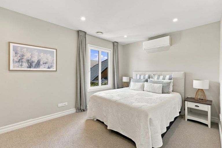 Photo of property in 12 John Britten Lane, Riccarton, Christchurch, 8011