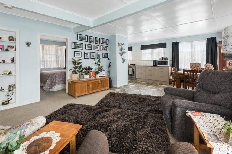 Photo of property in 15 Clive Road, Katikati, 3129