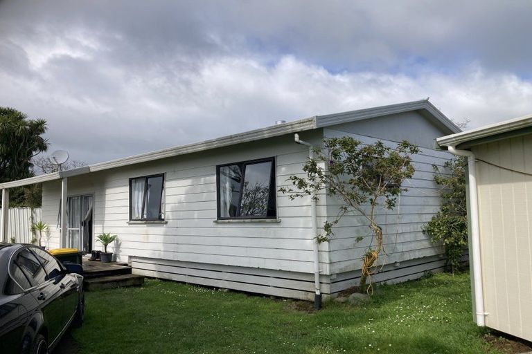 Photo of property in 33 Stafford Street, Waitara, 4320