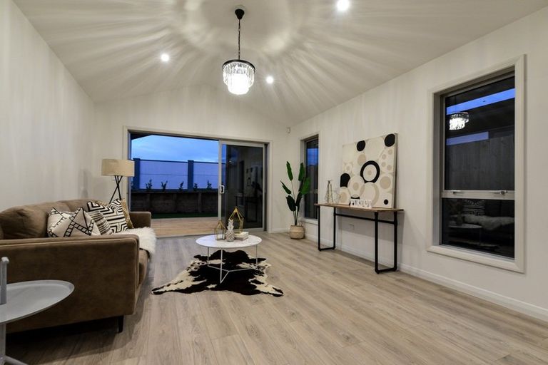 Photo of property in 5 Kapua Crescent, Rototuna North, Hamilton, 3210