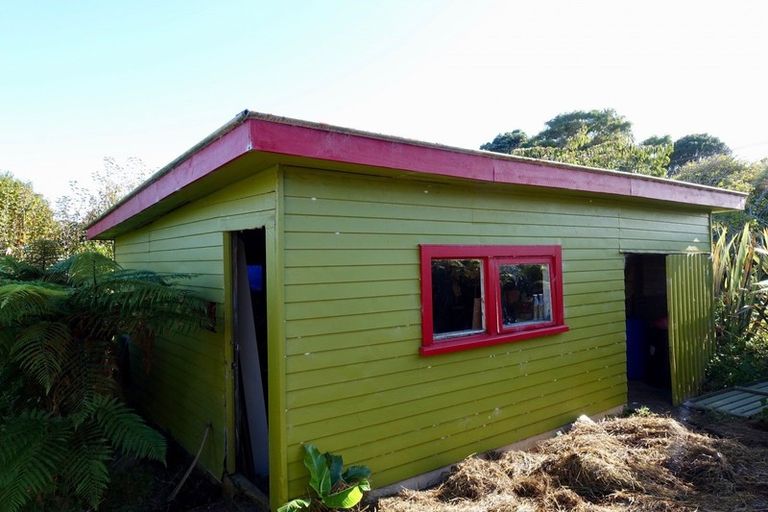 Photo of property in 13 Wharf Road, Karamea, 7893