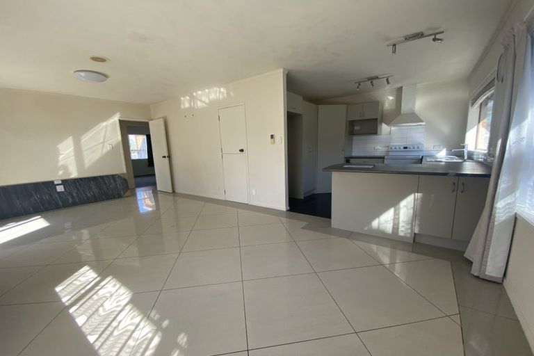 Photo of property in 2/42 Galvan Avenue, Sunnyhills, Auckland, 2010