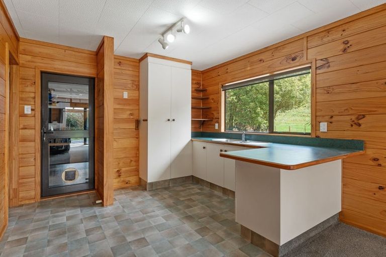 Photo of property in 202 Whangamata Road, Kinloch, Taupo, 3377