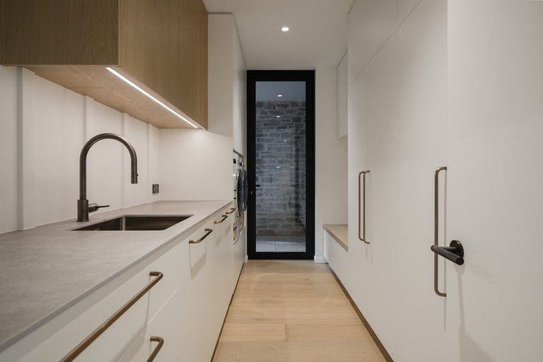 Photo of property in 207 Littles Road, Dalefield, Queenstown, 9371