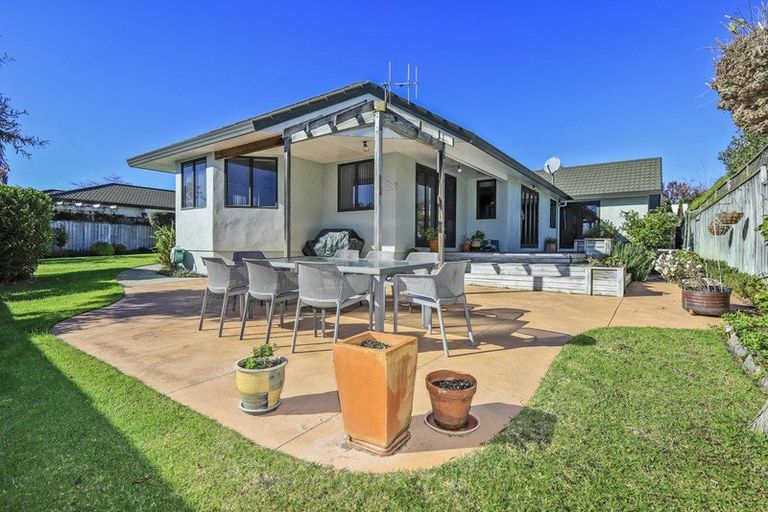Photo of property in 20 Breadalbane Road, Havelock North, 4130