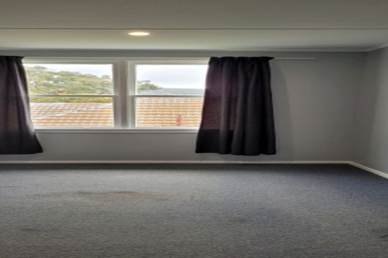 Photo of property in 12 Gear Terrace, Ranui, Porirua, 5024