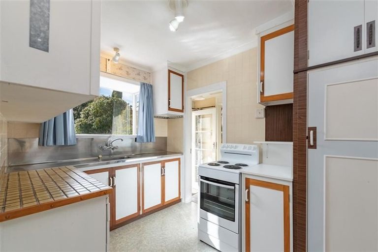 Photo of property in 22 Logan Street, Ebdentown, Upper Hutt, 5018