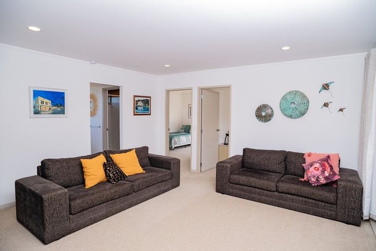 Photo of property in 13 Koromiko Drive, Coromandel, 3506