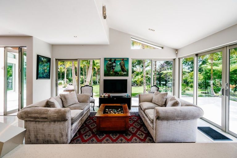 Photo of property in 80a Pa Road, Kerikeri, 0230