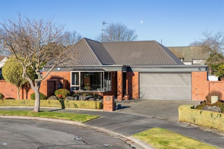 Photo of property in 14 Clotilda Place, Bishopdale, Christchurch, 8053