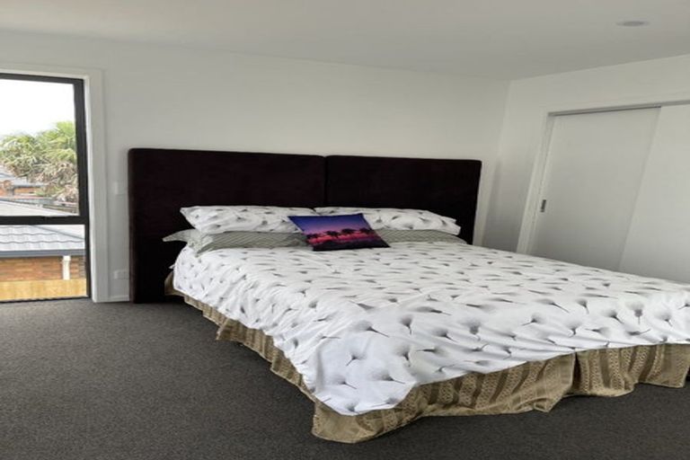 Photo of property in 9 Otaimako Place, Mangere, Auckland, 2022