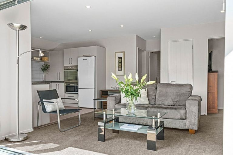 Photo of property in 80b Trafalgar Street, St Albans, Christchurch, 8014