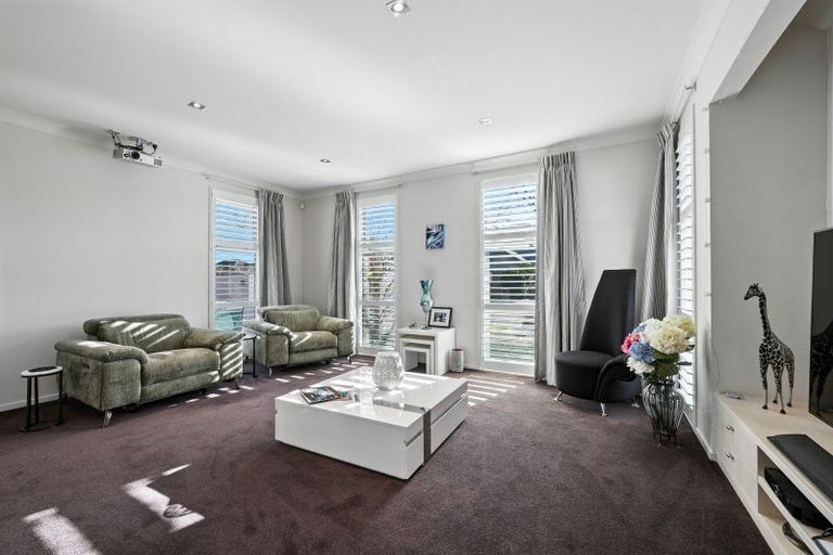 Photo of property in 43 Sycamore Close, Rangiora, 7400